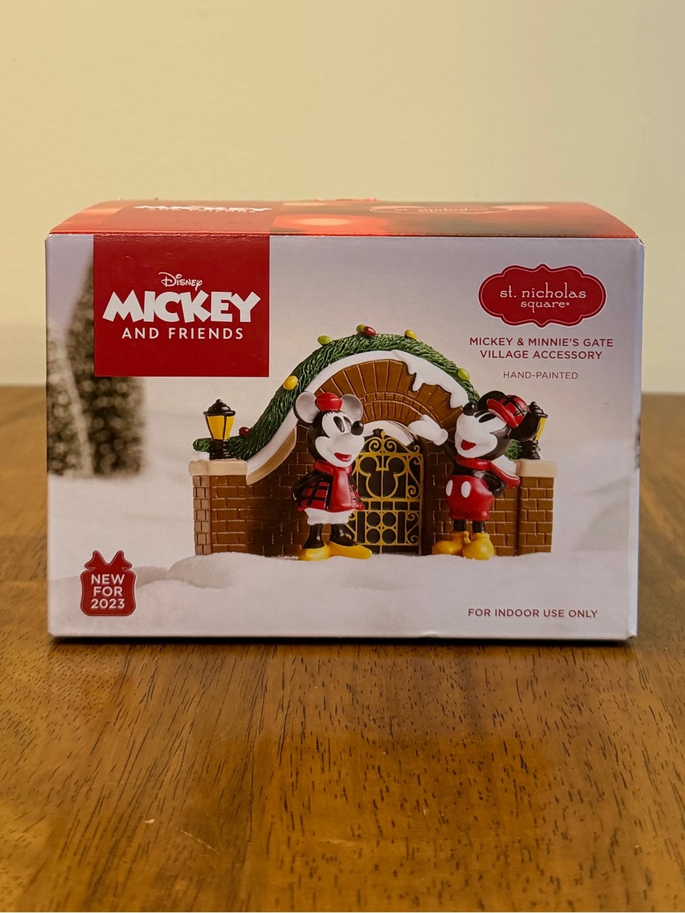 St Nicholas Square Disney Mickey Minnie Gate Christmas Village 2023 NIB